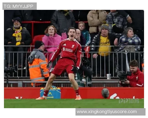 维尔茨精准助攻被加克波失误破坏赛场瞬间引发热议 维尔茨精准助攻被加克波失误破坏赛场瞬间引发热议